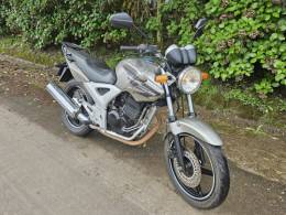 HONDA - CB 250F TWISTER - 2008/2008 - Prata - R$ 11.000,00