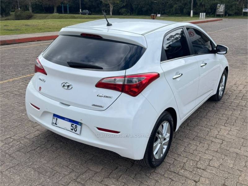 HYUNDAI - HB20 - 2014/2015 - Branca - R$ 54.800,00