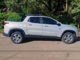 FIAT - TORO - 2018/2019 - Prata - R$ 106.000,00