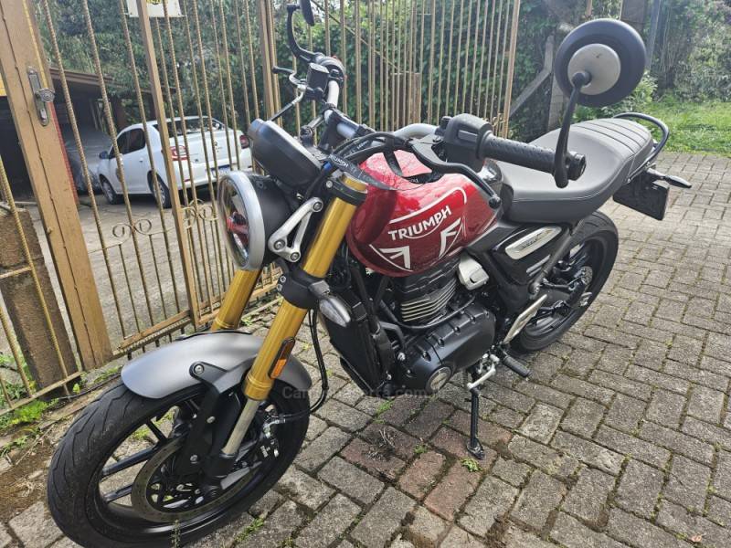 TRIUMPH - SPEED 400 - 2024/2024 - Vermelha - R$ 28.000,00