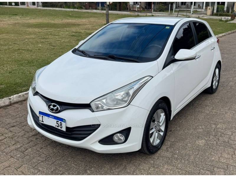 HYUNDAI - HB20 - 2014/2015 - Branca - R$ 54.800,00