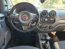 FIAT - PALIO - 2014/2015 - Vermelha - R$ 38.000,00