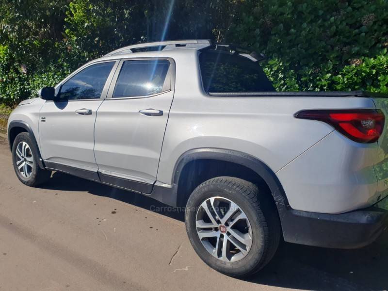 FIAT - TORO - 2018/2019 - Prata - R$ 103.000,00