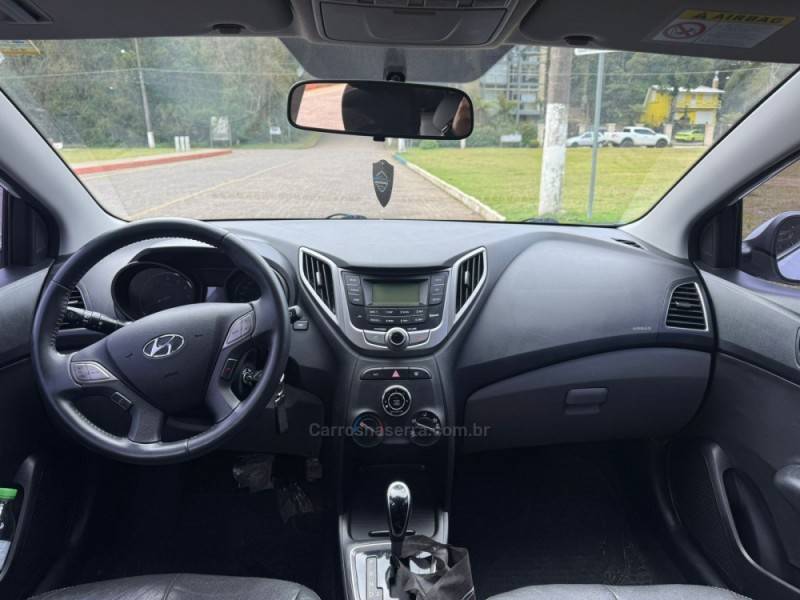HYUNDAI - HB20 - 2014/2015 - Branca - R$ 54.800,00