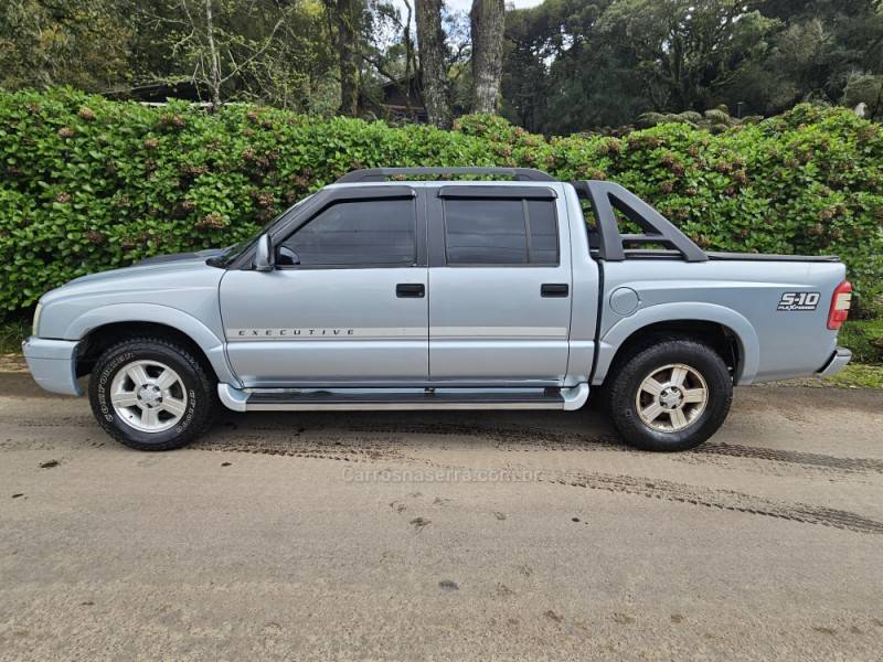 CHEVROLET - S10 - 2008/2009 - Prata - R$ 50.000,00