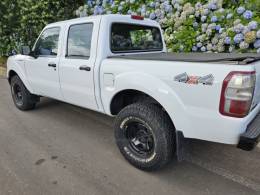 FORD - RANGER - 2011/2012 - Branca - R$ 68.900,00