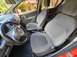 FIAT - PALIO - 2014/2015 - Vermelha - R$ 38.000,00