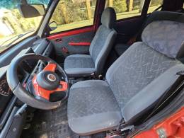 FIAT - UNO - 2006/2006 - Vermelha - R$ 18.000,00