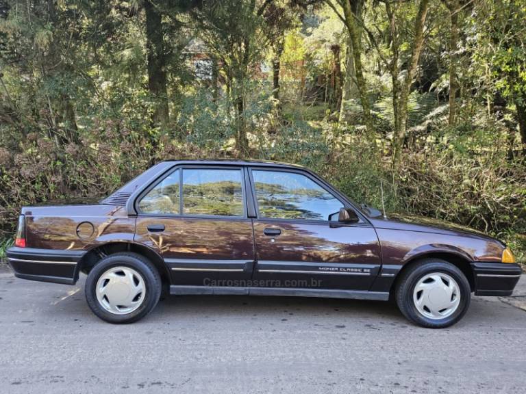 CHEVROLET - MONZA - 1992/1992 - Vermelha - R$ 28.000,00