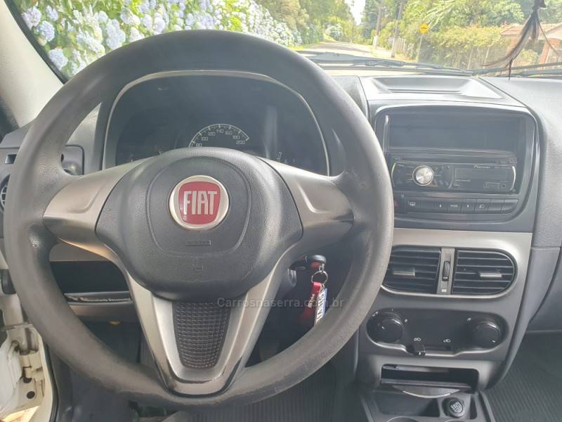 FIAT - PALIO - 2017/2017 - Branca - R$ 38.000,00