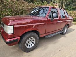 FORD - F-1000 - 1993/1994 - Vermelha - R$ 65.000,00