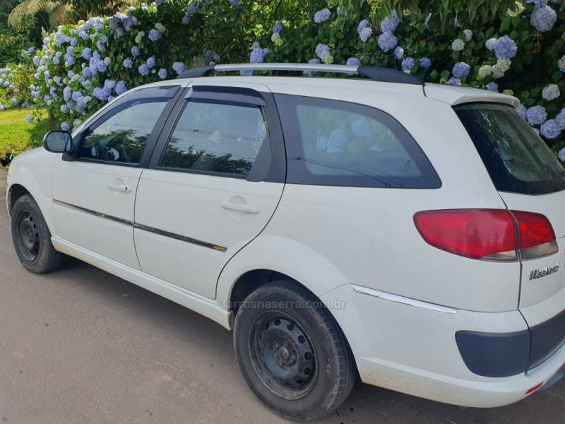 FIAT - PALIO - 2017/2017 - Branca - R$ 38.000,00