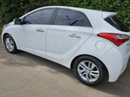 HYUNDAI - HB20 - 2014/2015 - Branca - R$ 53.990,00